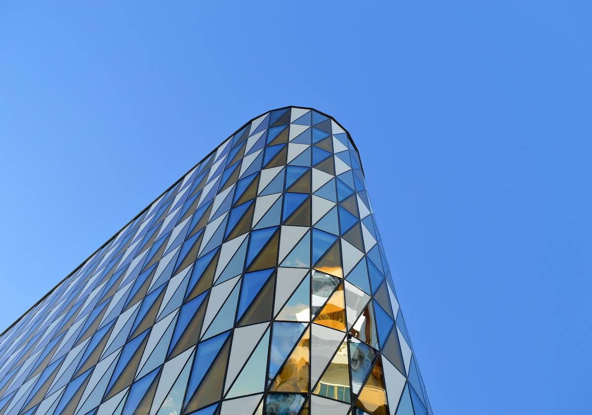 世界杯app下载-KT击败T1赛后，上单PerfecT面对镜头庆祝胜利